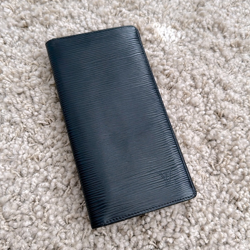 Louis Vuitton Brazza Wallet Black Epi Leather